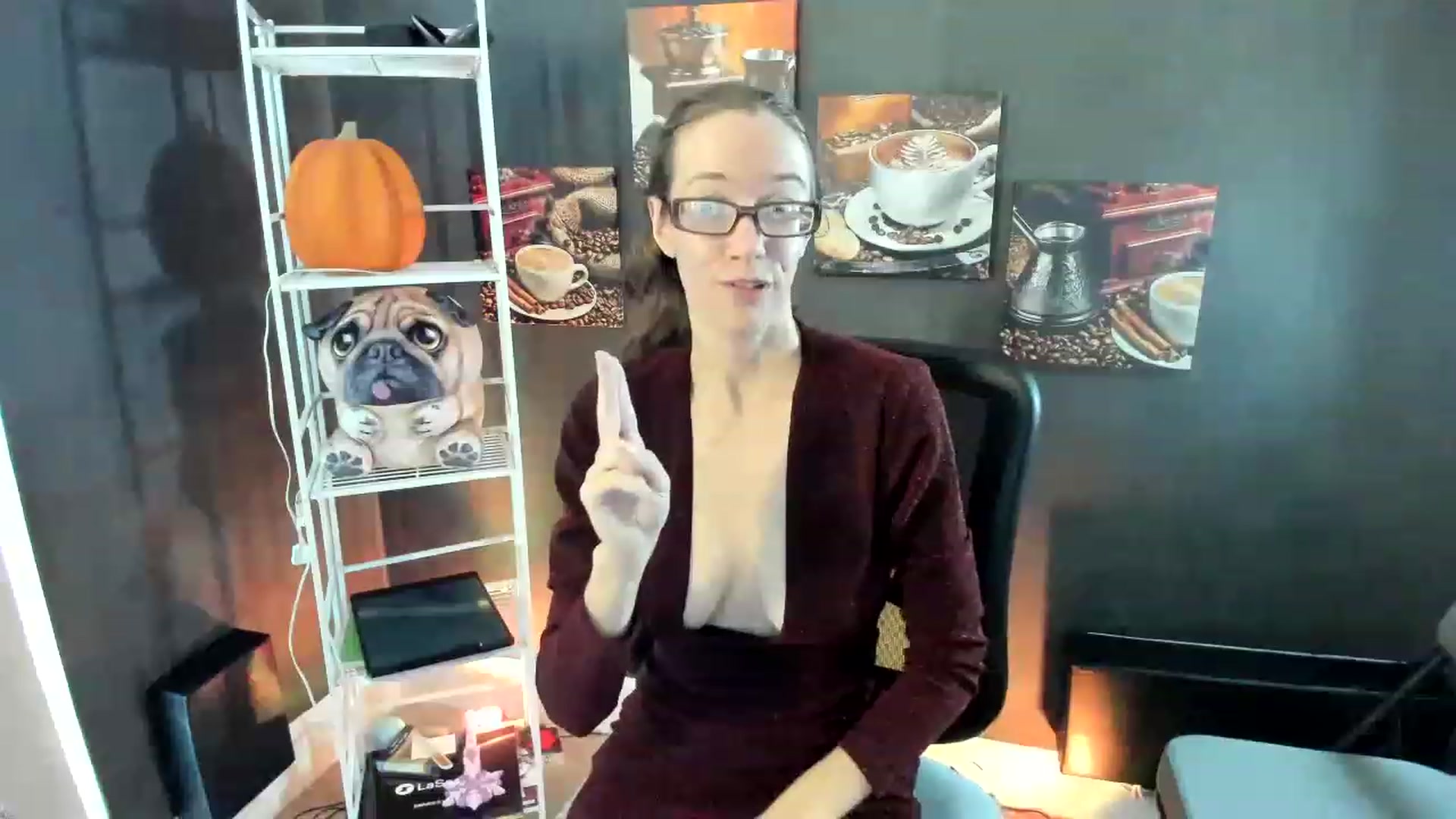 Gallery image thumbnail from DocDropBear's myfreecams stream on, 11/15/2022, 16:04 image 2 of 20