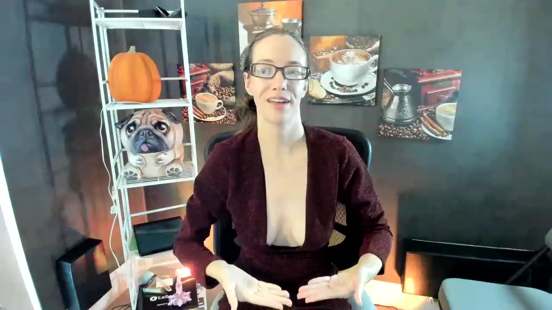 Gallery image thumbnail from DocDropBear's myfreecams stream on, 11/15/2022, 16:04 image 8 of 20