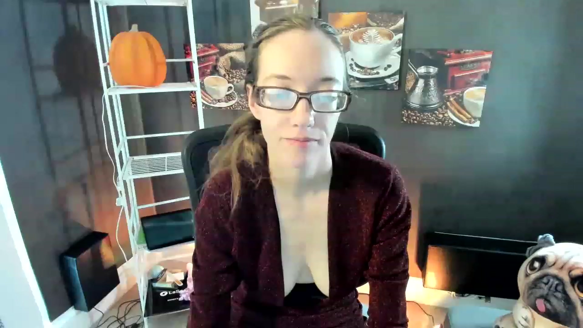 Gallery image thumbnail from DocDropBear's myfreecams stream on, 11/15/2022, 17:12 image 18 of 20