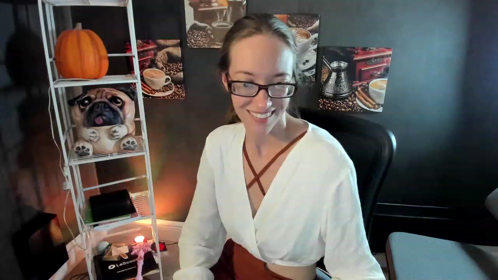 Gallery image thumbnail from DocDropBear's myfreecams stream on, 11/18/2022, 24:03 image 7 of 20