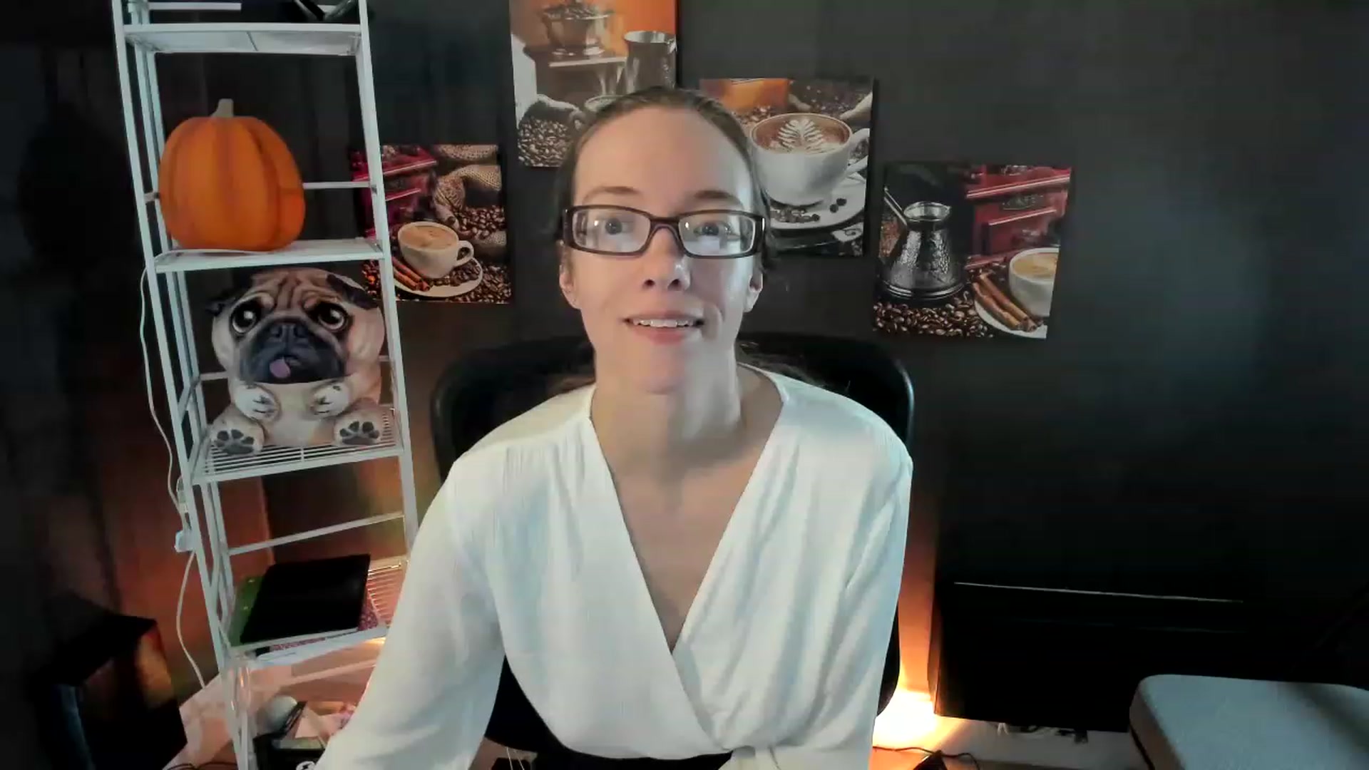 Gallery image thumbnail from DocDropBear's myfreecams stream on, 11/28/2022, 18:10 image 15 of 20