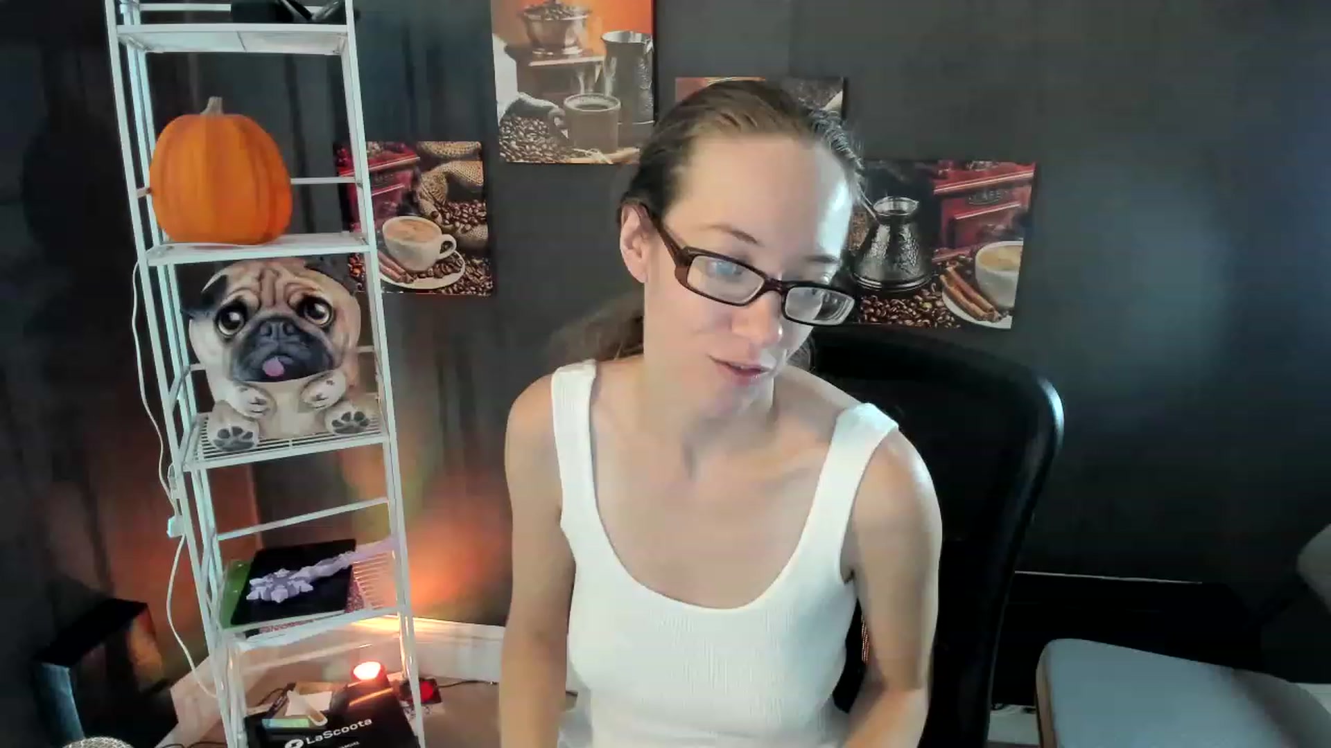 Gallery image thumbnail from DocDropBear's myfreecams stream on, 12/01/2022, 15:40 image 18 of 20