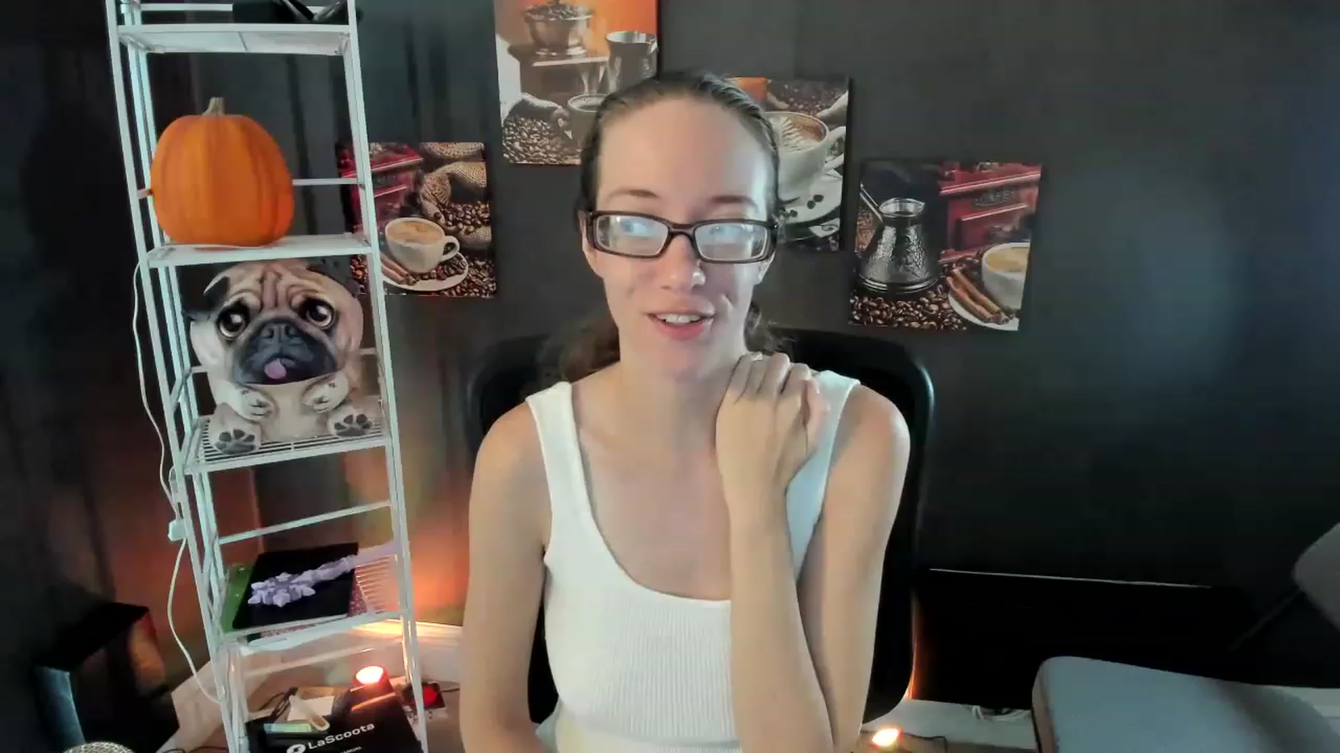 Gallery image thumbnail from DocDropBear's myfreecams stream on, 12/01/2022, 15:40 image 17 of 20