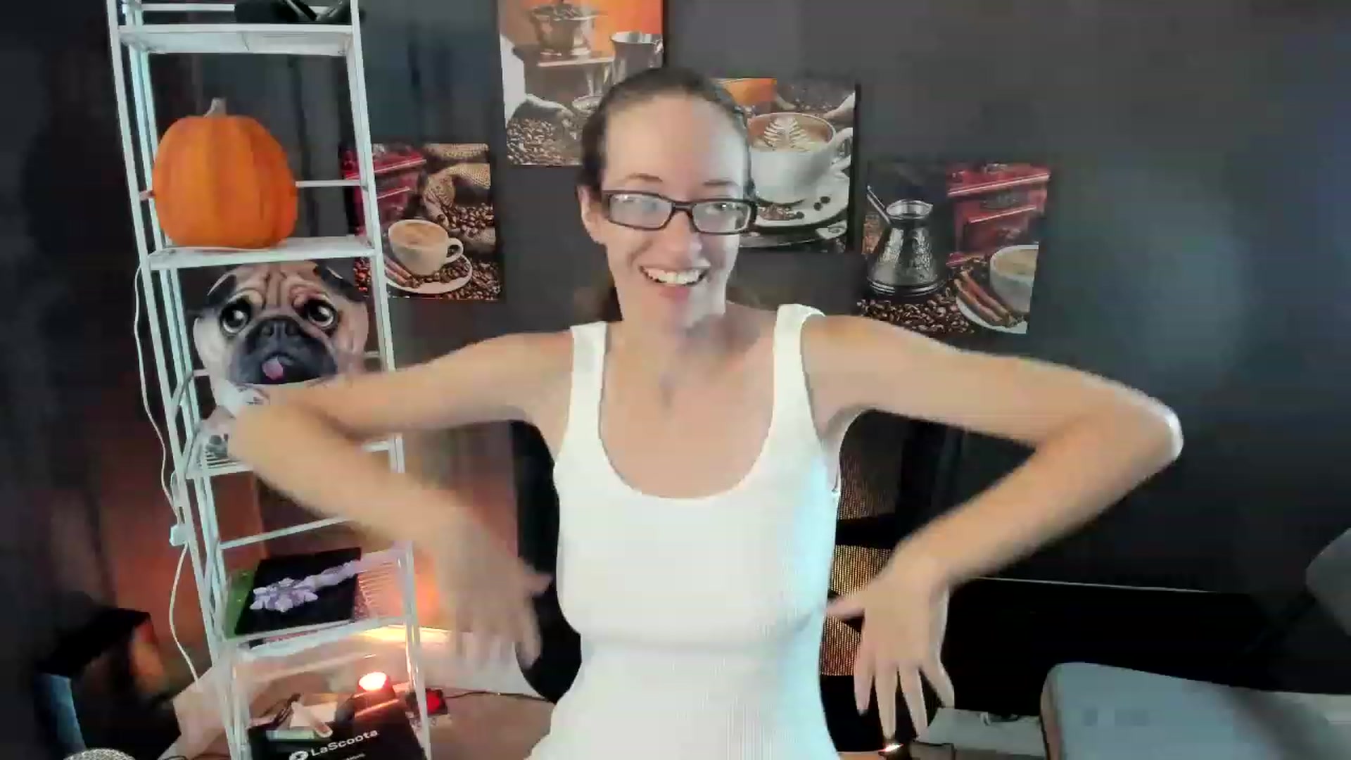 Gallery image thumbnail from DocDropBear's myfreecams stream on, 12/01/2022, 15:40 image 10 of 20