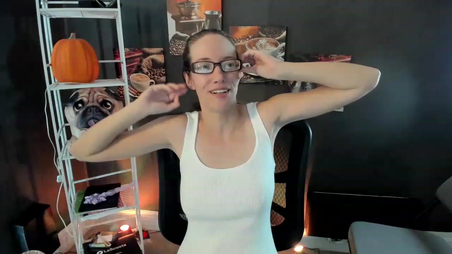 Gallery image thumbnail from DocDropBear's myfreecams stream on, 12/01/2022, 15:40 image 7 of 20