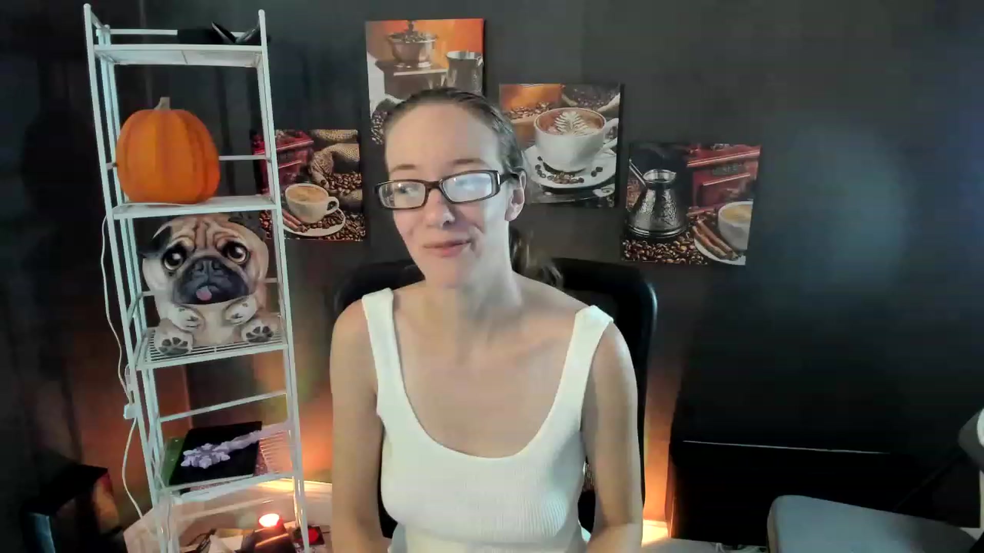 Gallery image thumbnail from DocDropBear's myfreecams stream on, 12/01/2022, 16:11 image 10 of 20