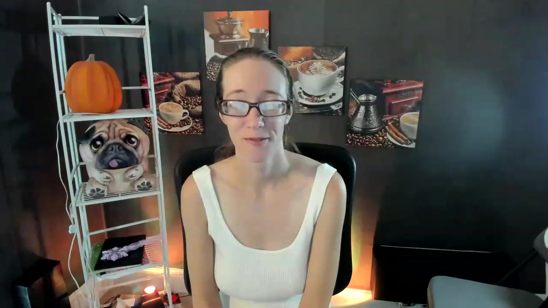 Gallery image thumbnail from DocDropBear's myfreecams stream on, 12/01/2022, 16:11 image 13 of 20