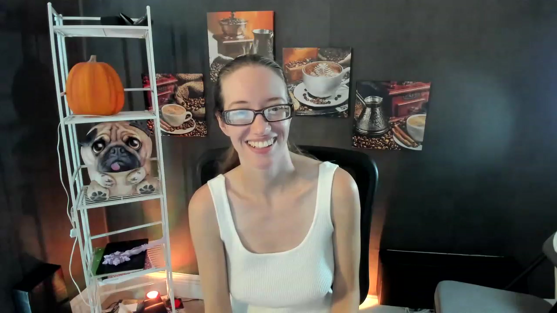 Gallery image thumbnail from DocDropBear's myfreecams stream on, 12/01/2022, 16:11 image 4 of 20