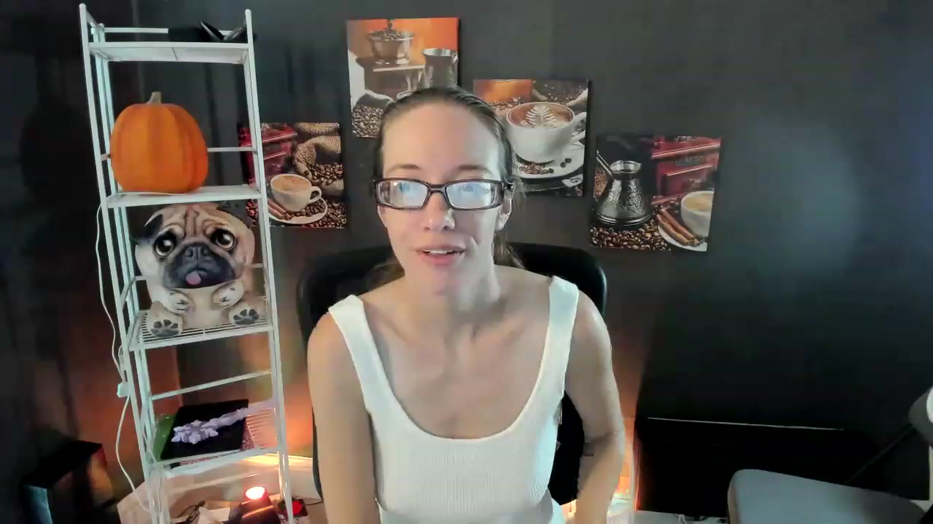 Gallery image thumbnail from DocDropBear's myfreecams stream on, 12/01/2022, 16:11 image 16 of 20