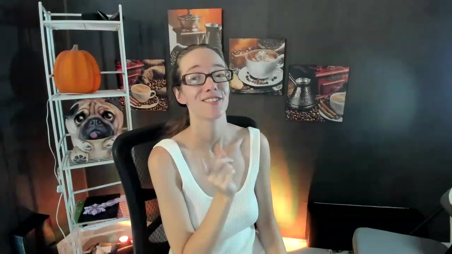Gallery image thumbnail from DocDropBear's myfreecams stream on, 12/01/2022, 16:11 image 11 of 20