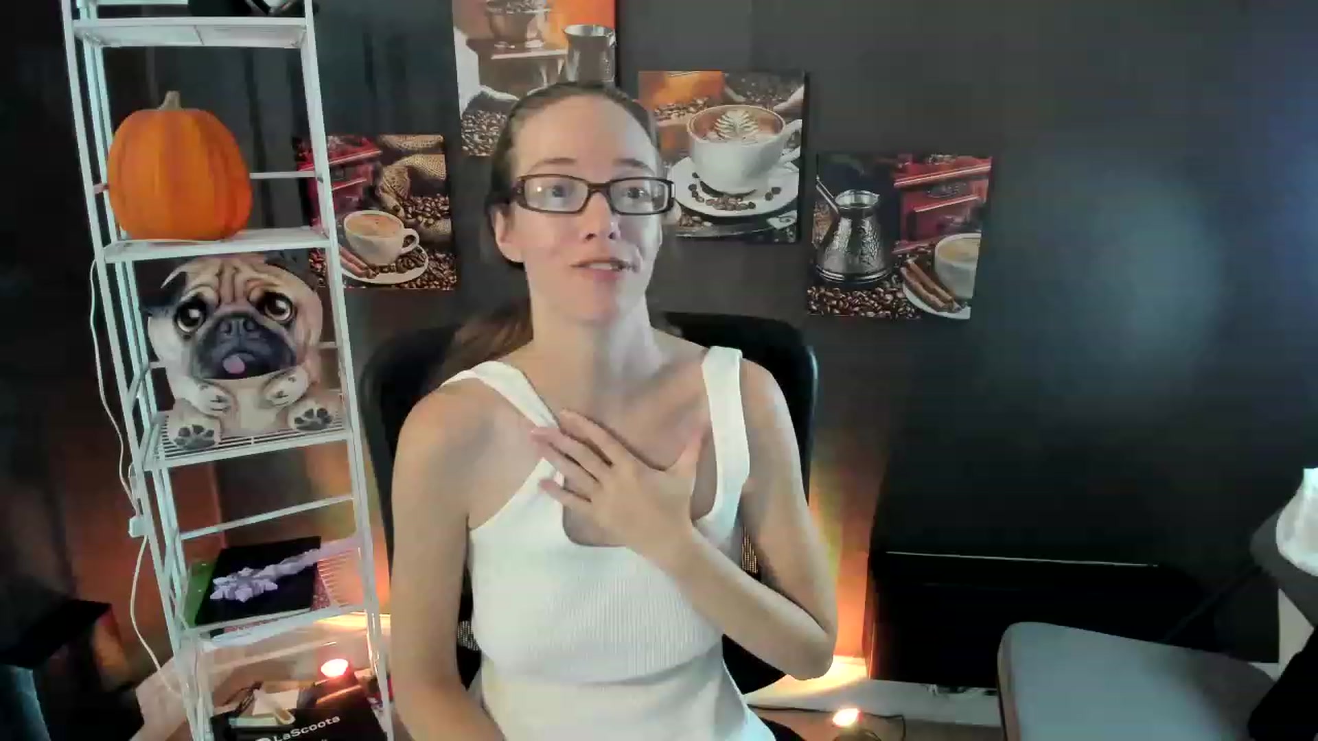 Gallery image thumbnail from DocDropBear's myfreecams stream on, 12/01/2022, 16:52 image 2 of 20