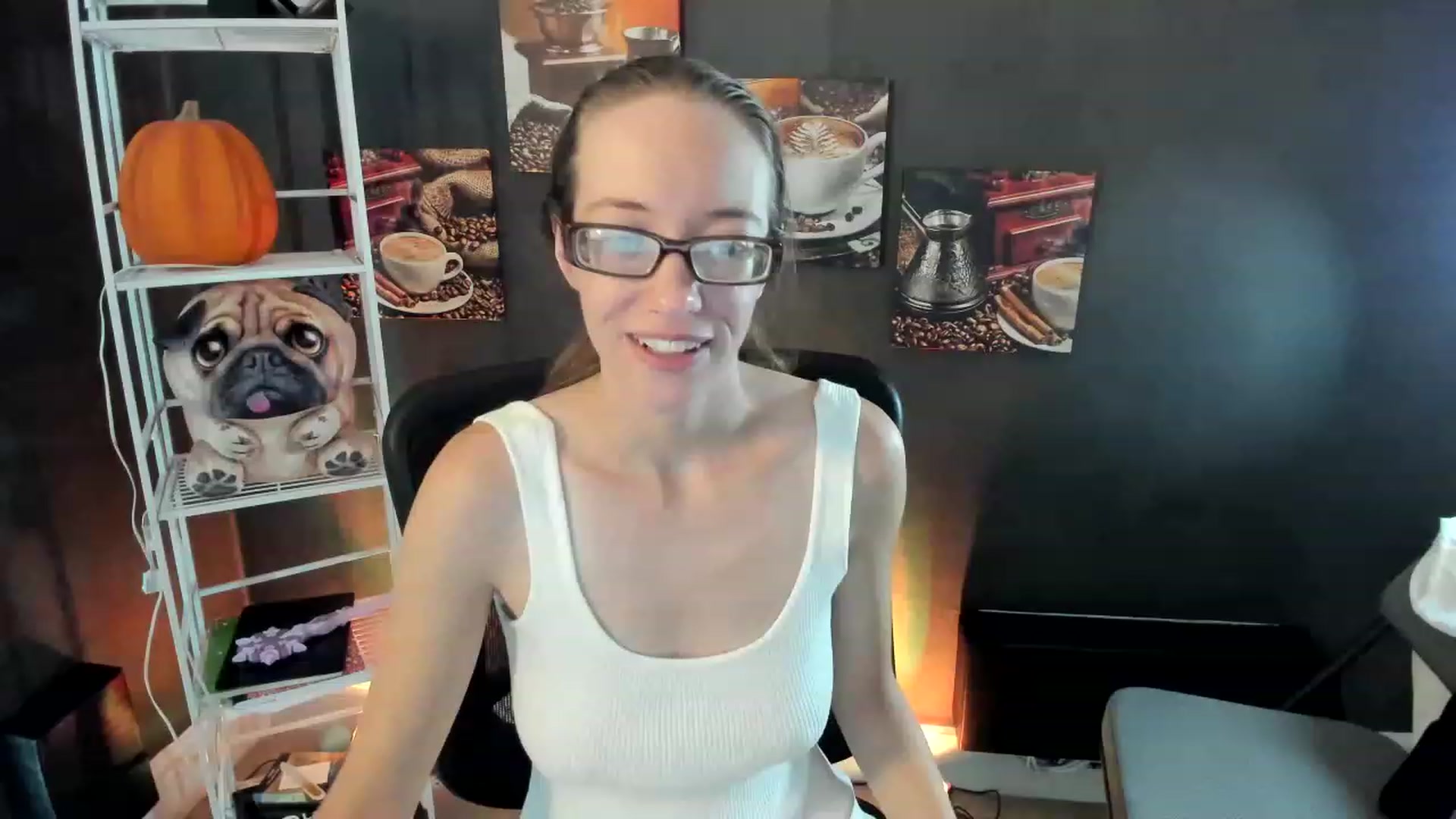 Gallery image thumbnail from DocDropBear's myfreecams stream on, 12/01/2022, 16:52 image 4 of 20