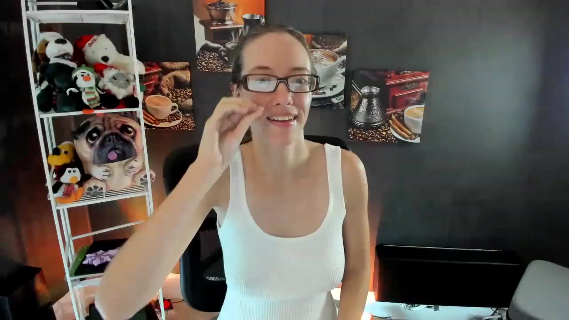 Gallery image thumbnail from DocDropBear's myfreecams stream on, 12/07/2022, 16:07 image 3 of 20