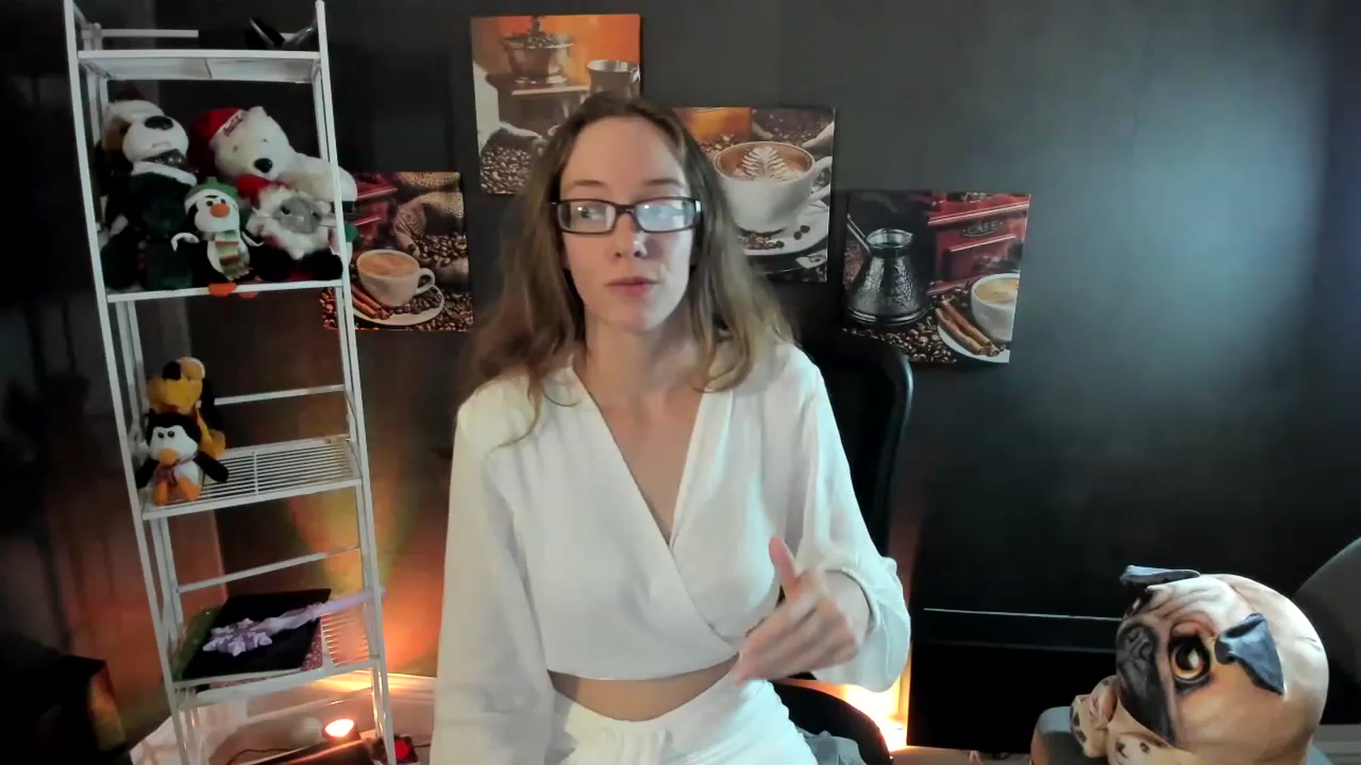 Gallery image thumbnail from DocDropBear's myfreecams stream on, 12/12/2022, 01:36 image 6 of 20
