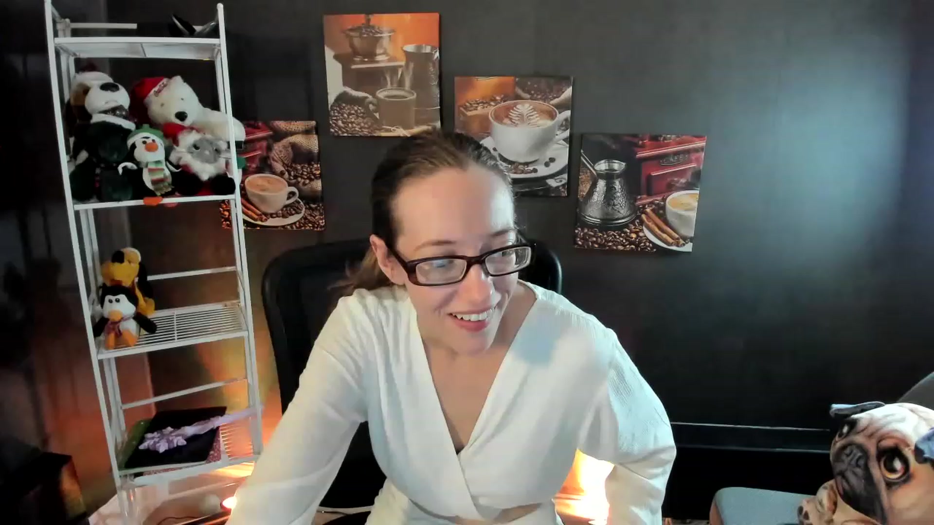 Gallery image thumbnail from DocDropBear's myfreecams stream on, 12/12/2022, 01:55 image 5 of 20