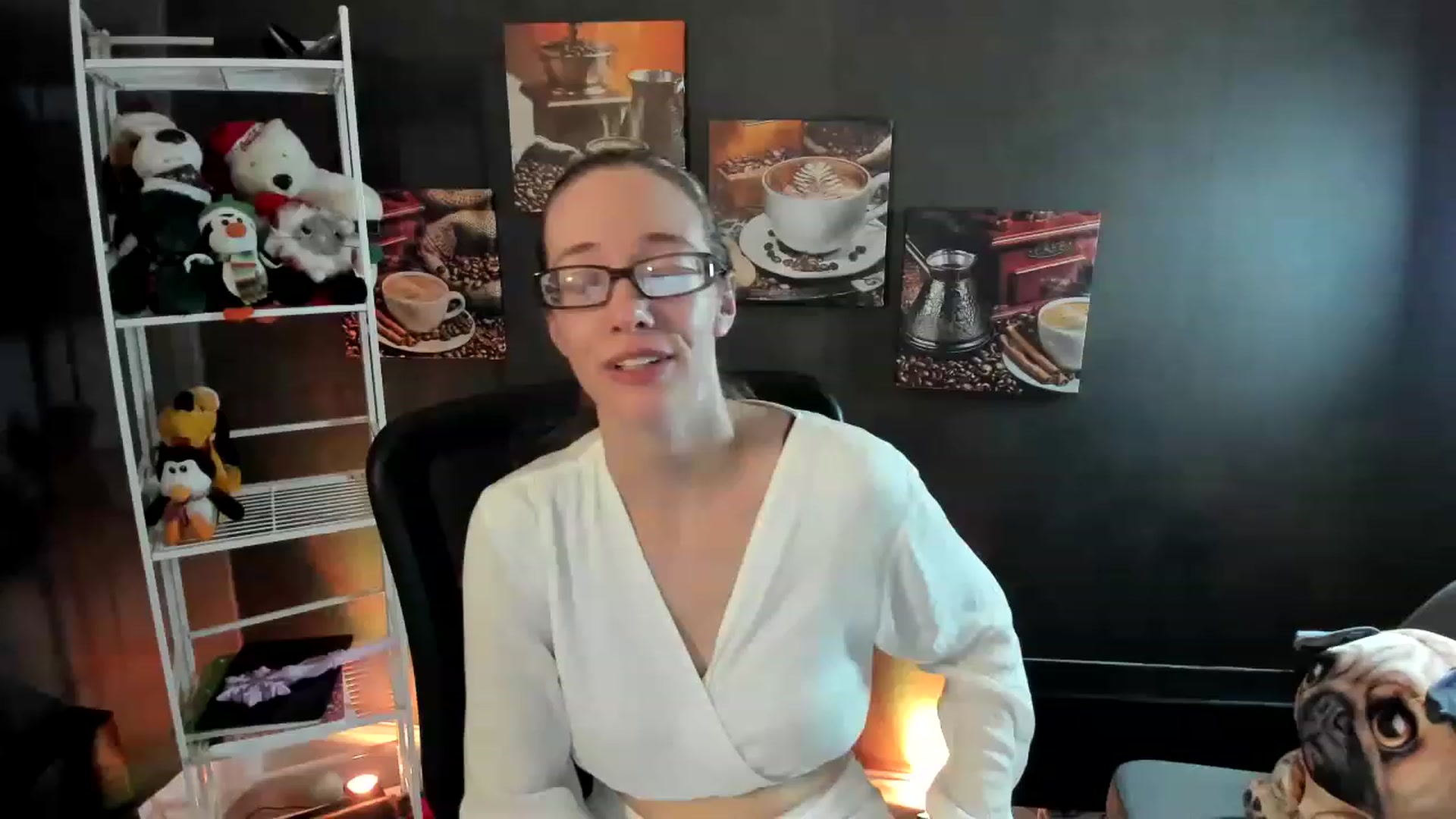 Gallery image thumbnail from DocDropBear's myfreecams stream on, 12/12/2022, 01:55 image 8 of 20