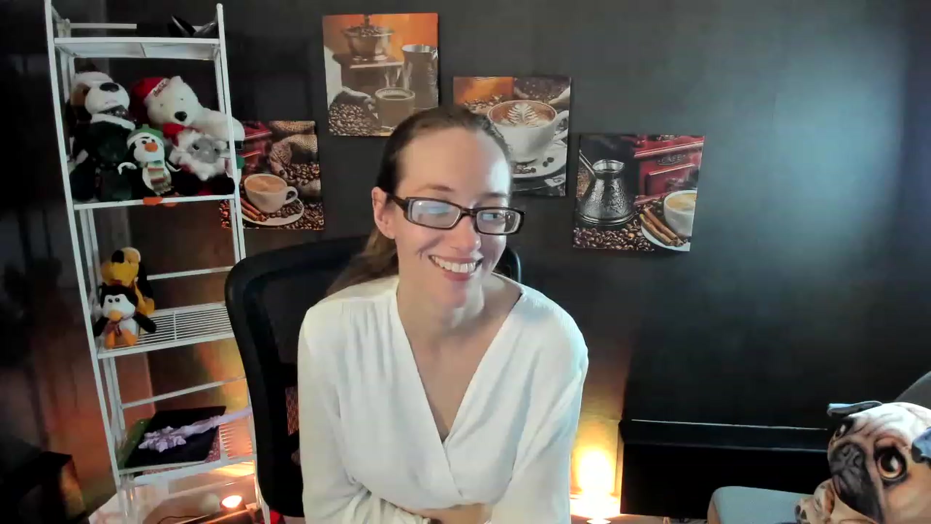 Gallery image thumbnail from DocDropBear's myfreecams stream on, 12/12/2022, 02:25 image 9 of 20