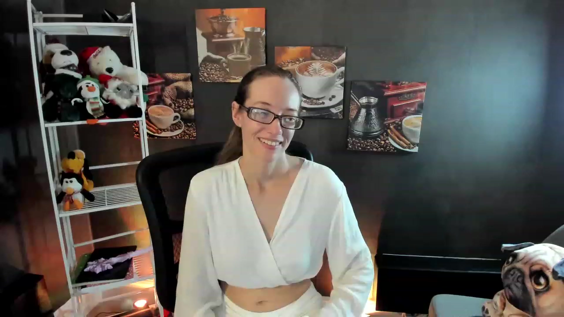 Gallery image thumbnail from DocDropBear's myfreecams stream on, 12/12/2022, 02:25 image 12 of 20