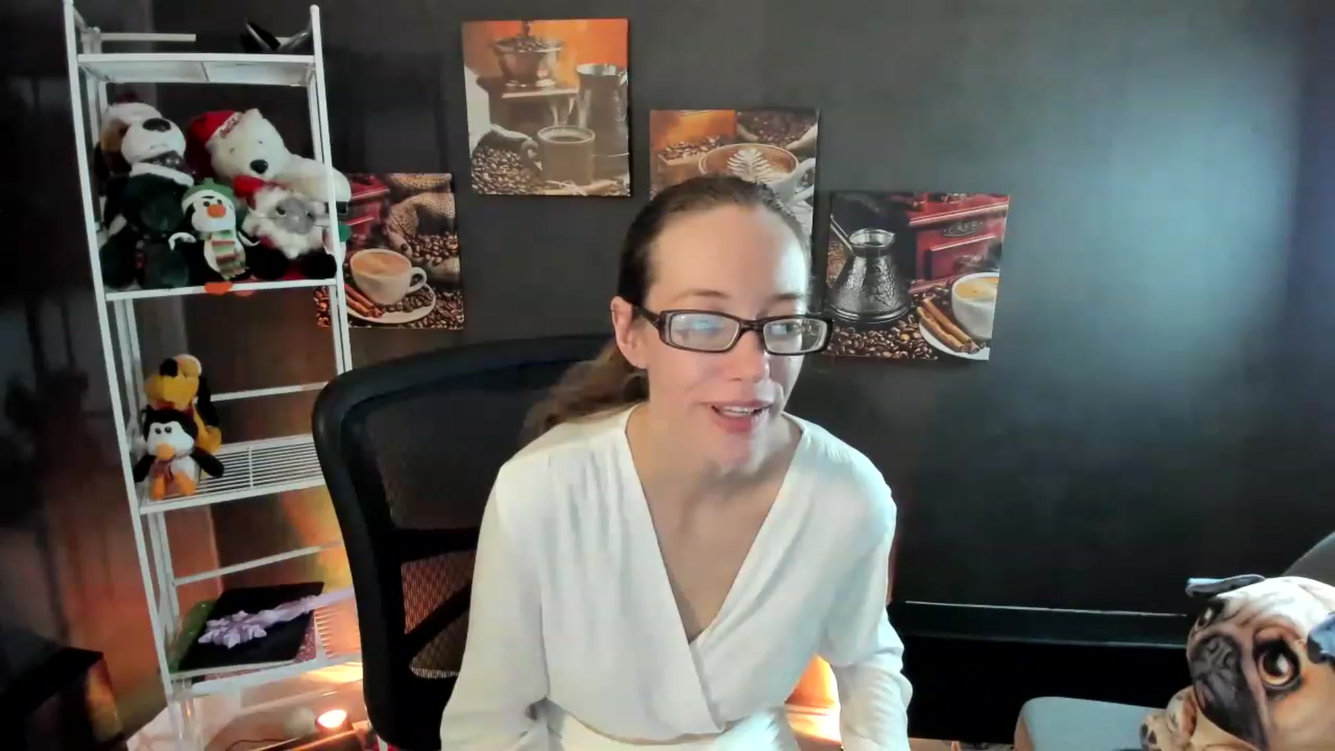 Gallery image thumbnail from DocDropBear's myfreecams stream on, 12/12/2022, 02:25 image 5 of 20