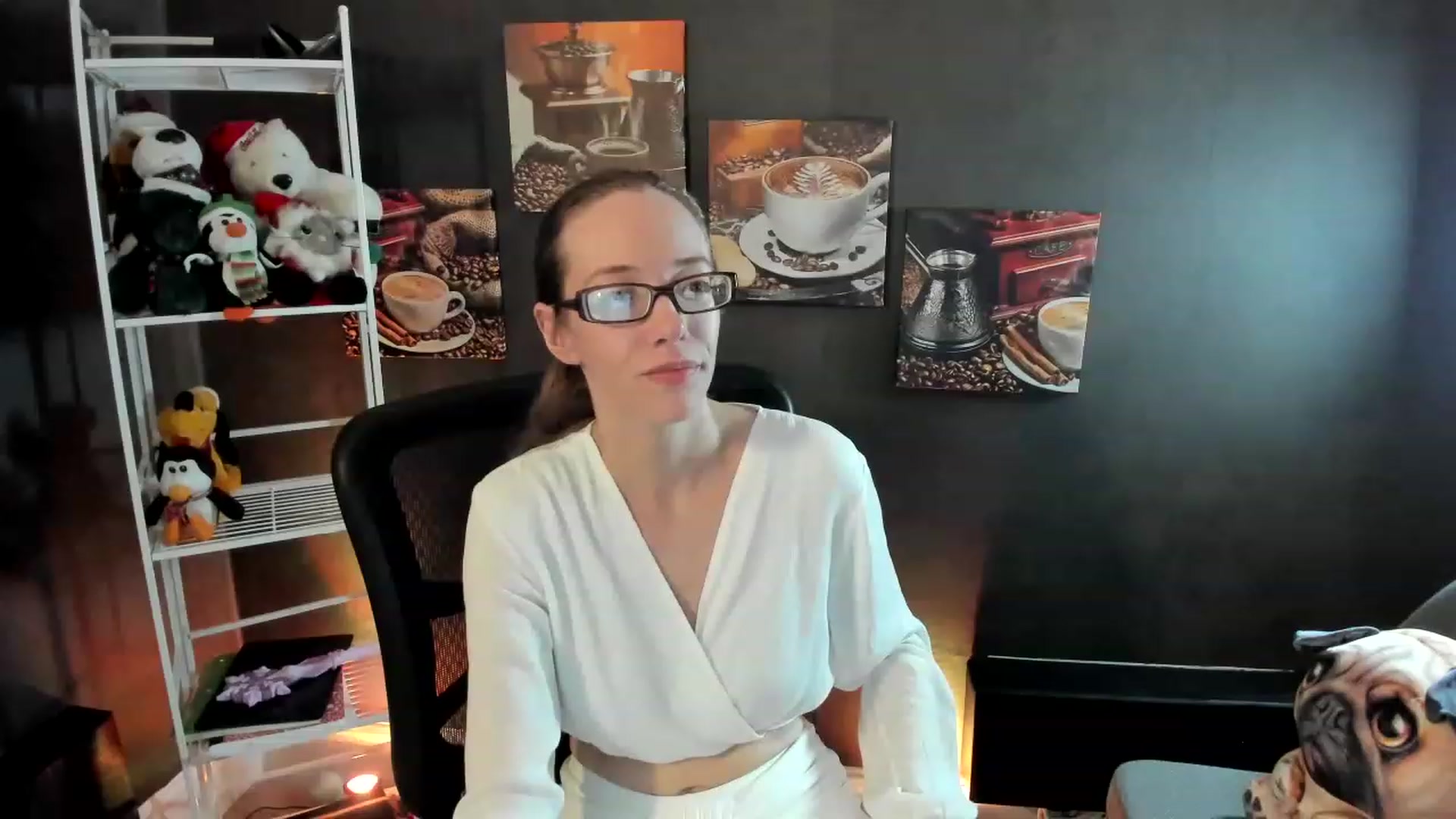 Gallery image thumbnail from DocDropBear's myfreecams stream on, 12/12/2022, 02:25 image 1 of 20