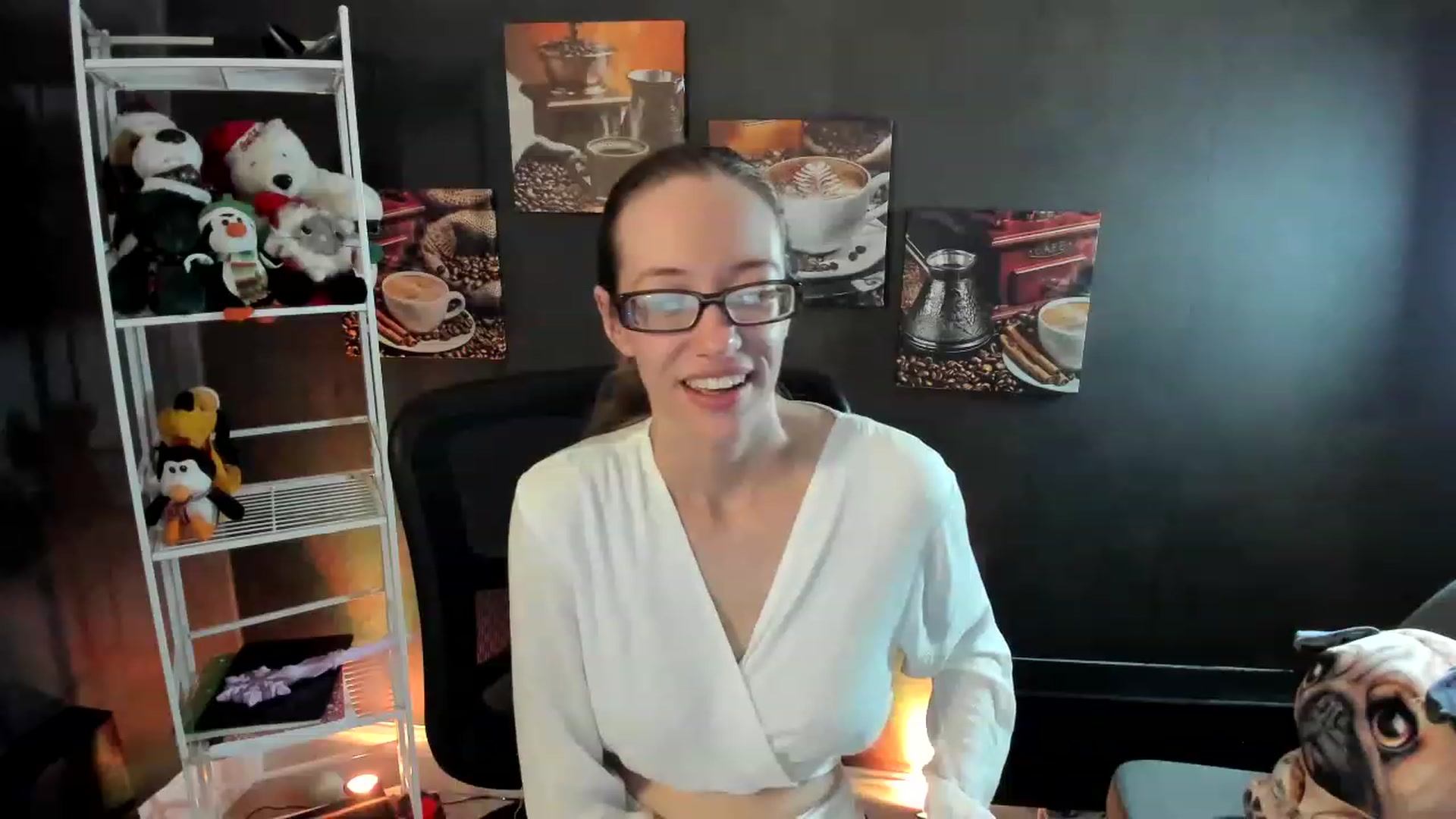 Gallery image thumbnail from DocDropBear's myfreecams stream on, 12/12/2022, 02:25 image 4 of 20