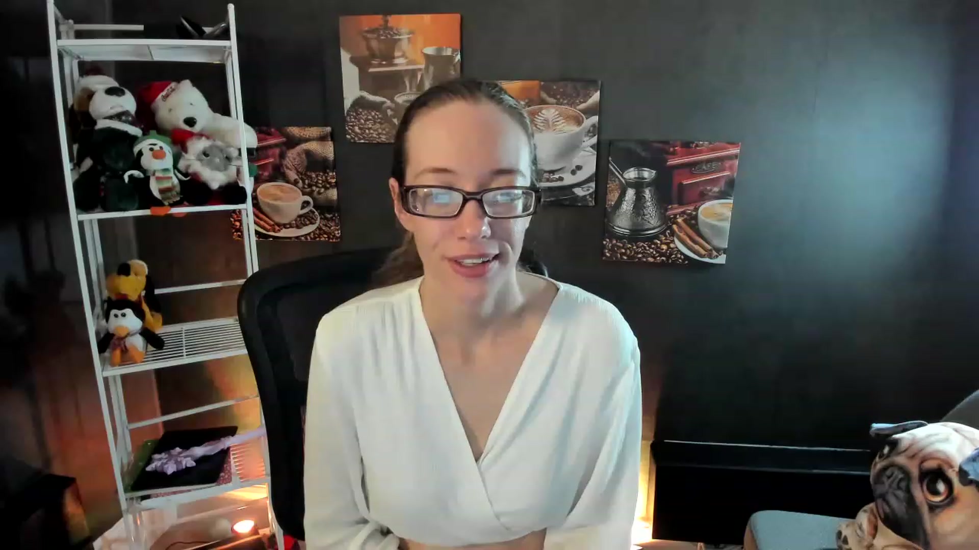 Gallery image thumbnail from DocDropBear's myfreecams stream on, 12/12/2022, 02:25 image 10 of 20