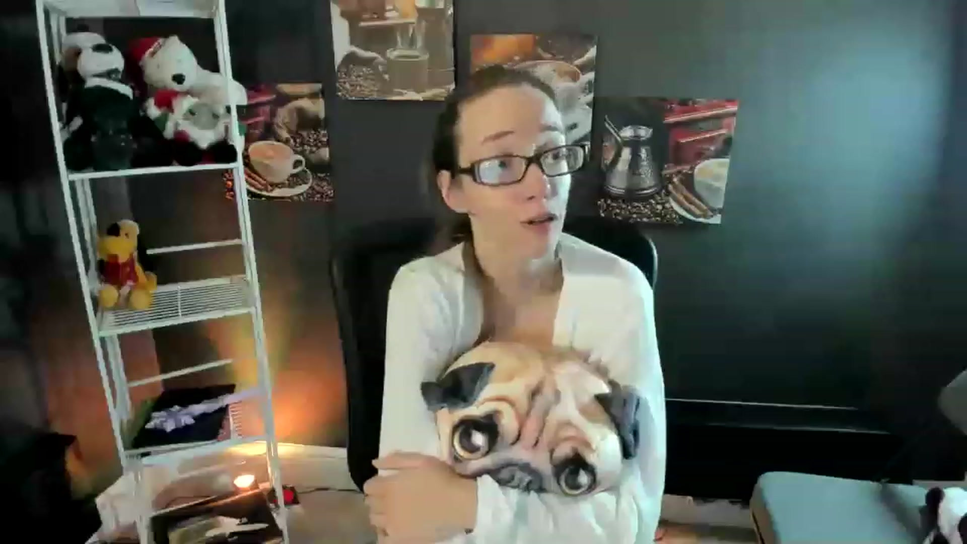 Gallery image thumbnail from DocDropBear's myfreecams stream on, 12/12/2022, 04:50 image 12 of 20