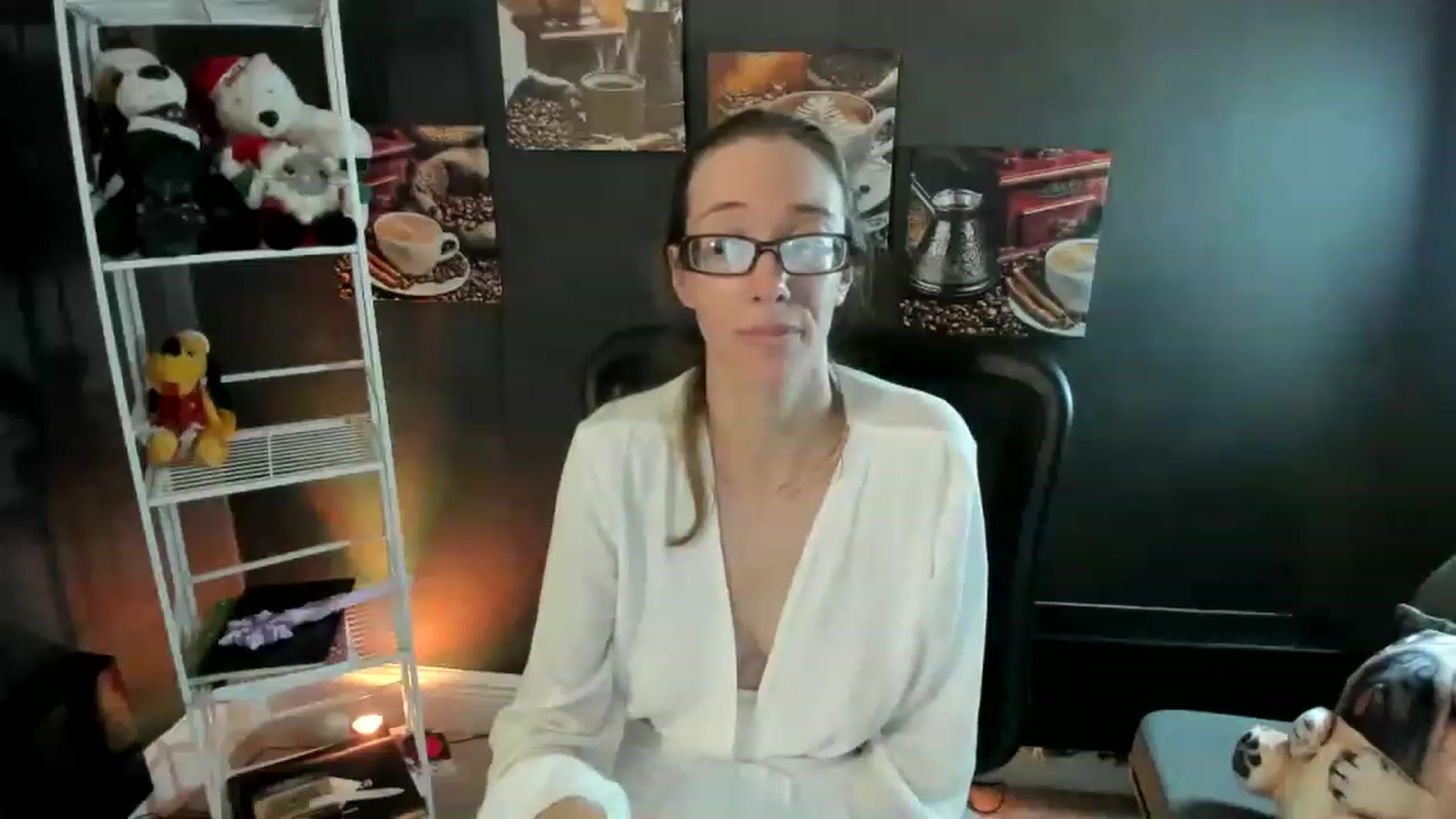 Gallery image thumbnail from DocDropBear's myfreecams stream on, 12/12/2022, 04:50 image 19 of 20