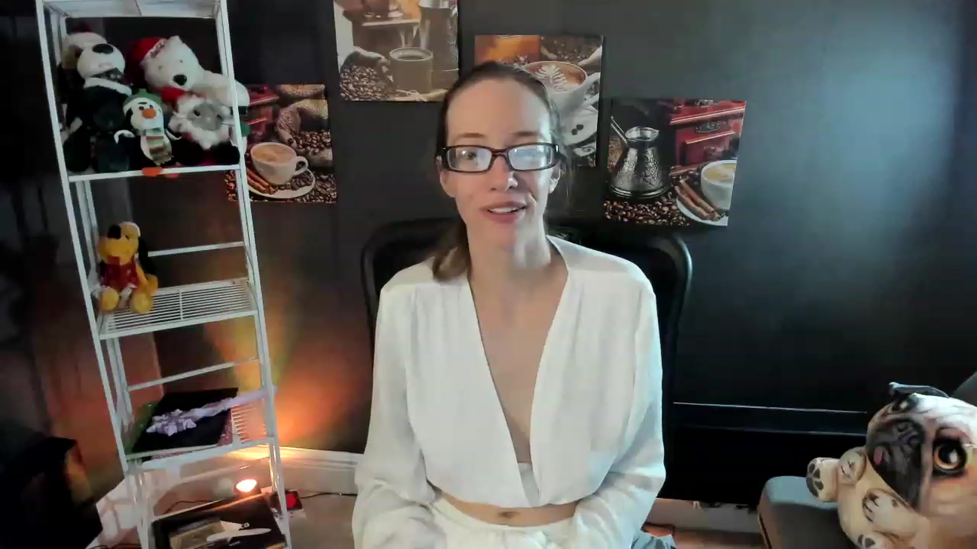 Gallery image thumbnail from DocDropBear's myfreecams stream on, 12/12/2022, 04:50 image 5 of 20