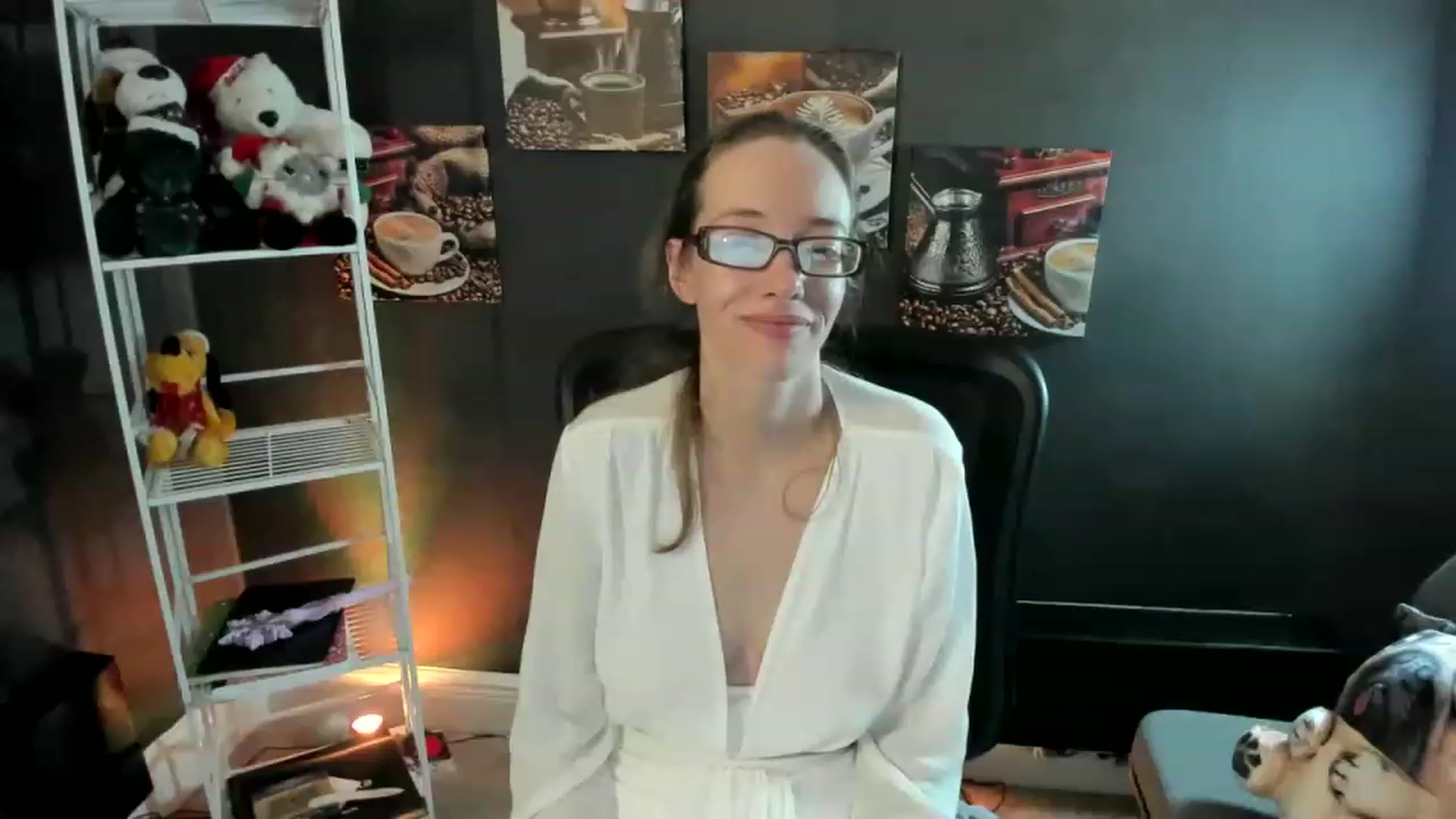 Gallery image thumbnail from DocDropBear's myfreecams stream on, 12/12/2022, 04:50 image 20 of 20