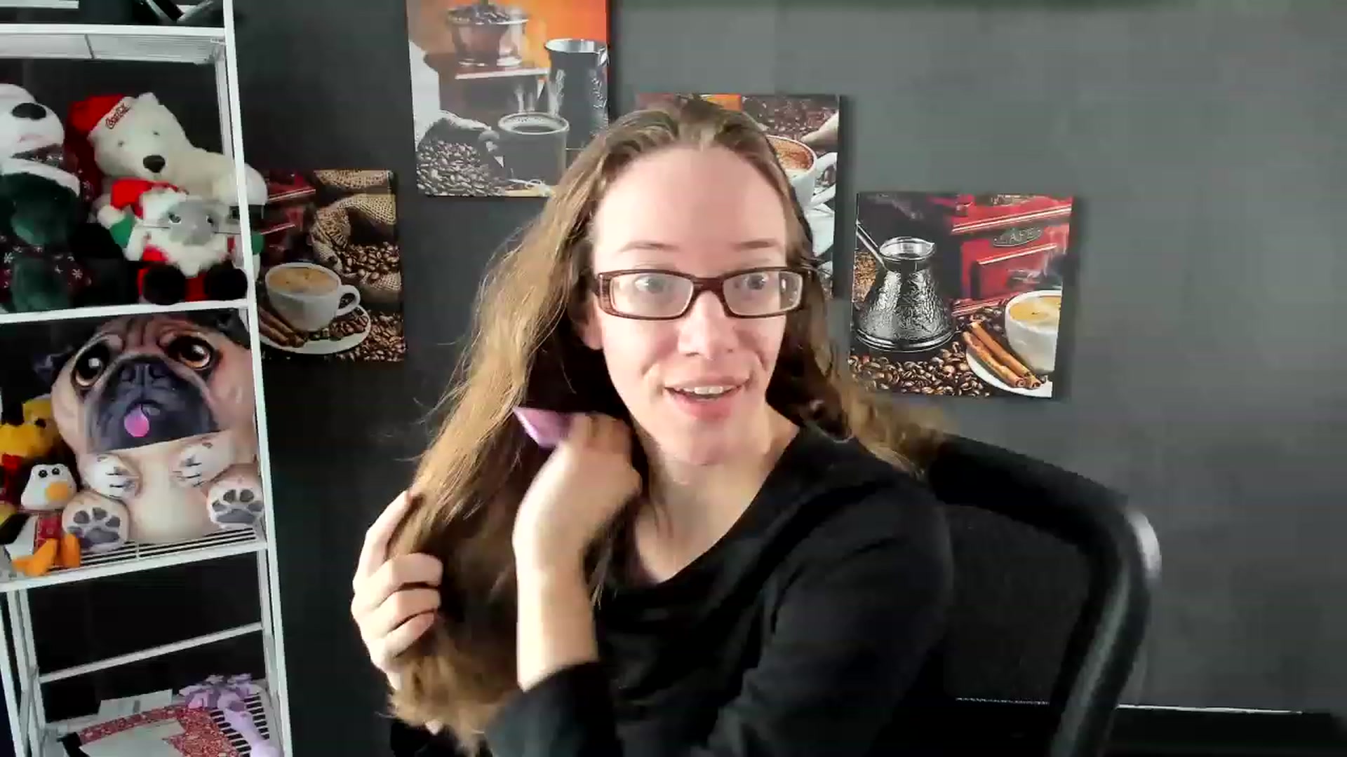Gallery image thumbnail from DocDropBear's myfreecams stream on, 12/21/2022, 15:29 image 8 of 20