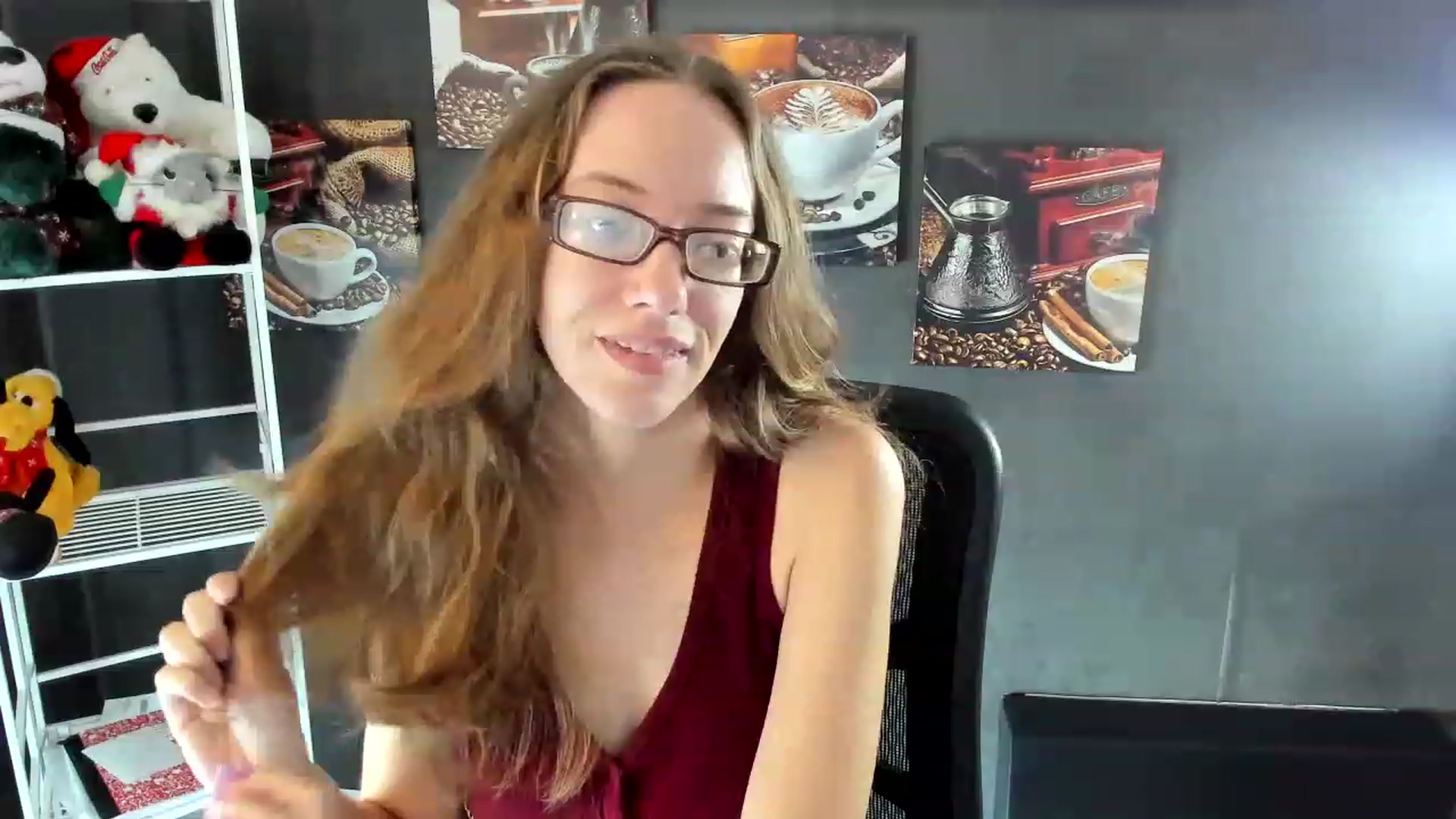 Gallery image thumbnail from DocDropBear's myfreecams stream on, 12/22/2022, 17:05 image 8 of 20