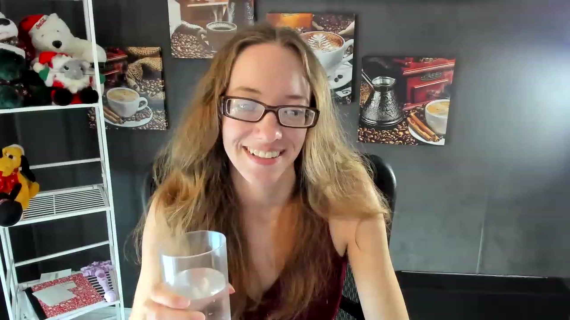 Gallery image thumbnail from DocDropBear's myfreecams stream on, 12/22/2022, 17:05 image 14 of 20