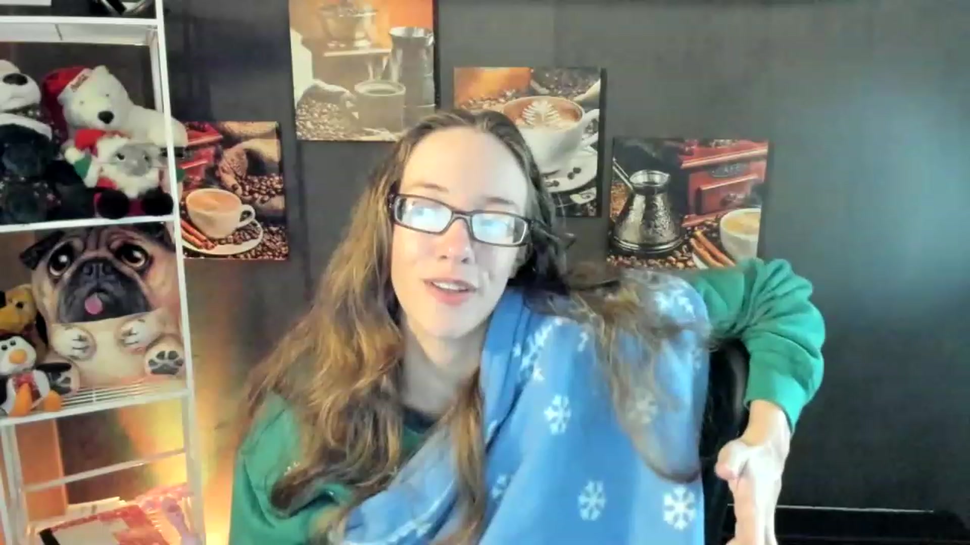Gallery image thumbnail from DocDropBear's myfreecams stream on, 12/25/2022, 02:25 image 18 of 20