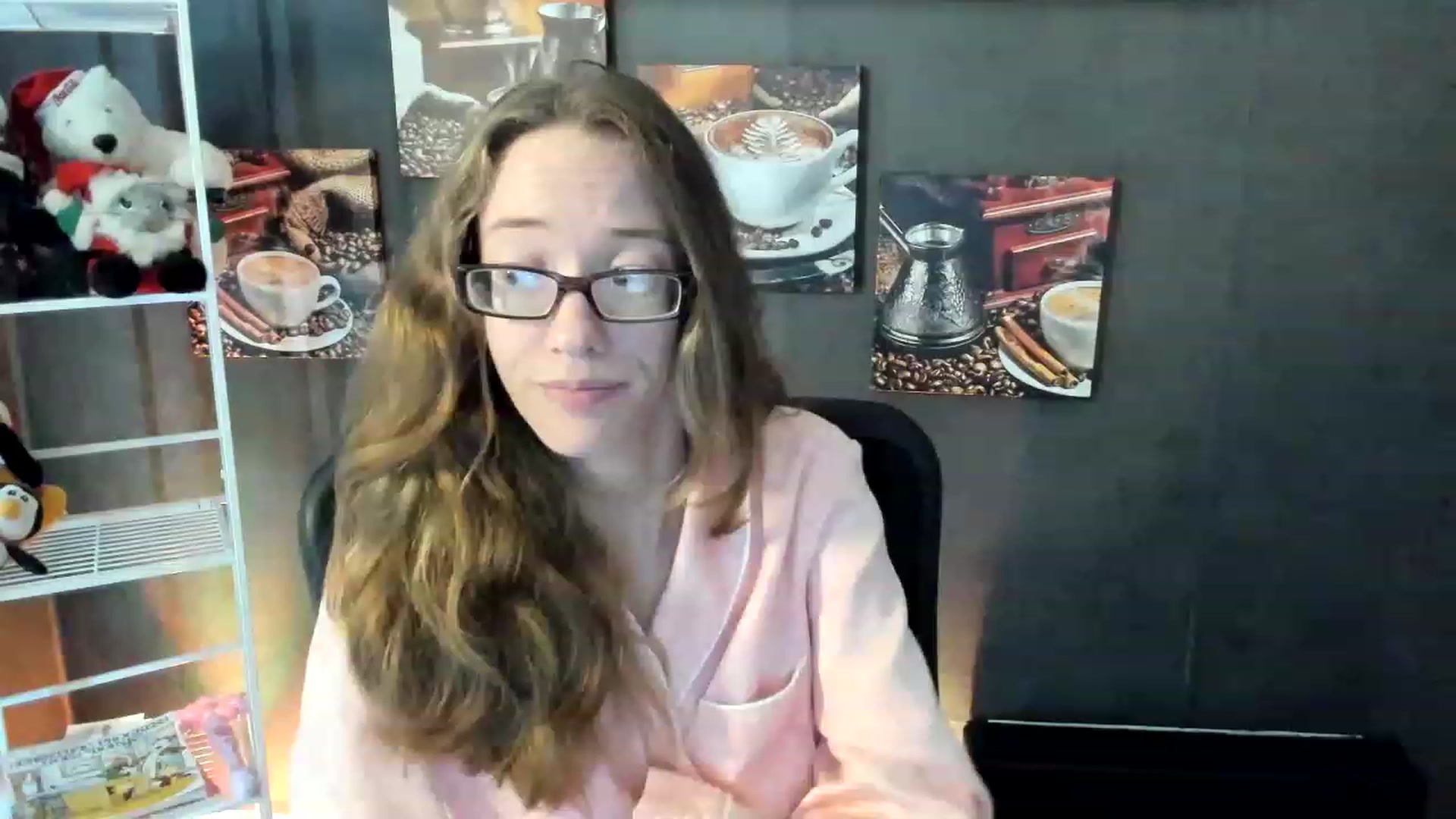 Gallery image thumbnail from DocDropBear's myfreecams stream on, 12/28/2022, 16:32 image 10 of 20