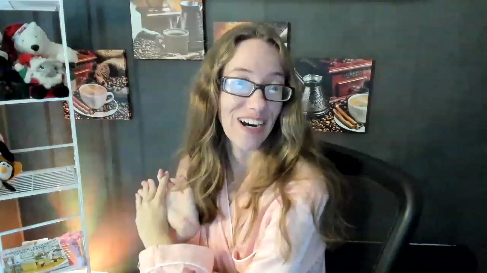 Gallery image thumbnail from DocDropBear's myfreecams stream on, 12/28/2022, 16:32 image 1 of 20