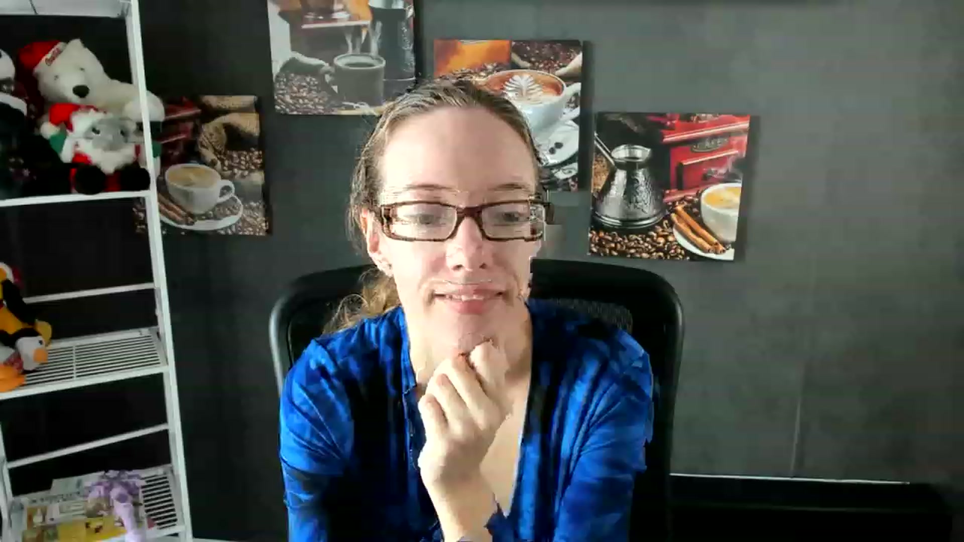 Gallery image thumbnail from DocDropBear's myfreecams stream on, 01/02/2023, 17:12 image 3 of 20