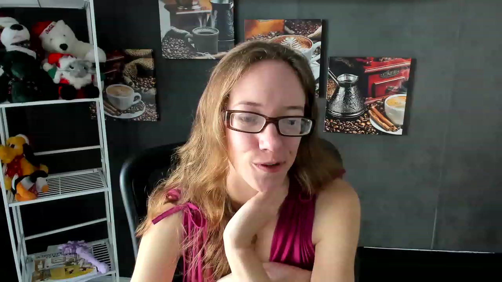 Gallery image thumbnail from DocDropBear's myfreecams stream on, 01/03/2023, 16:37 image 11 of 20