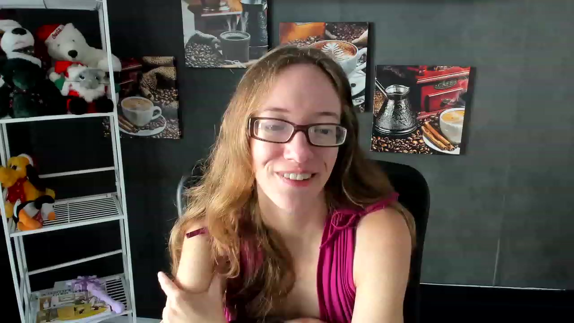 Gallery image thumbnail from DocDropBear's myfreecams stream on, 01/03/2023, 16:37 image 14 of 20