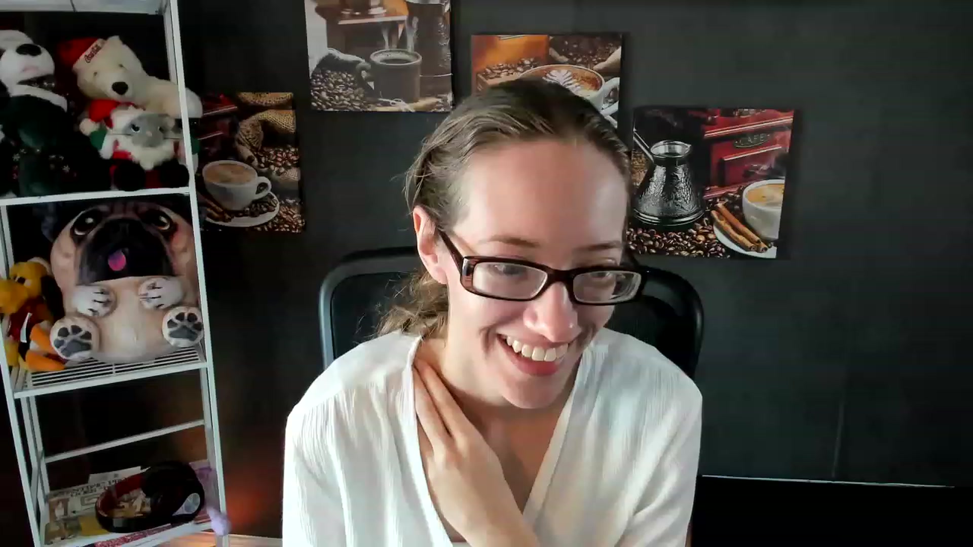 Gallery image thumbnail from DocDropBear's myfreecams stream on, 01/06/2023, 14:50 image 18 of 20