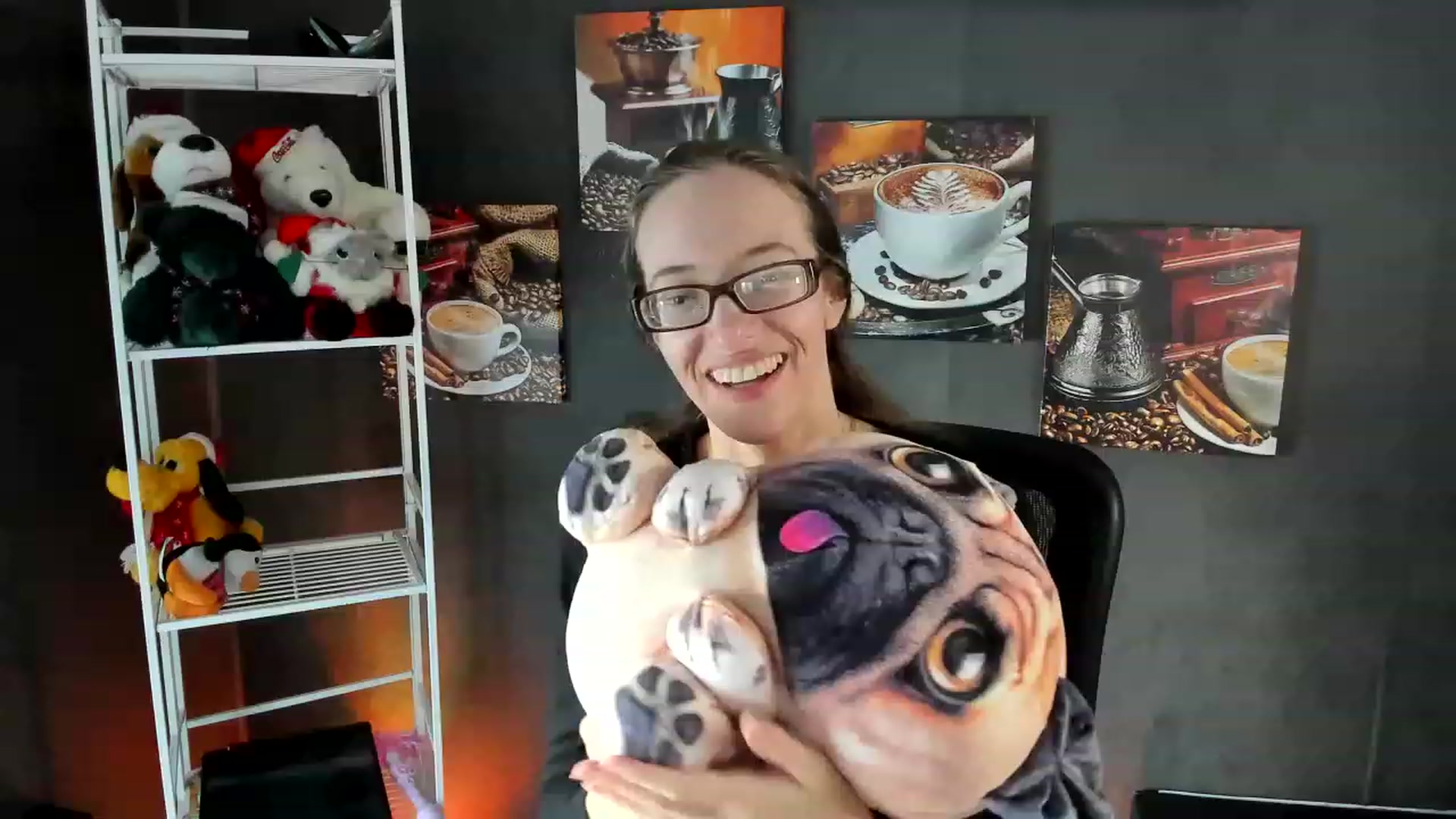 Gallery image thumbnail from DocDropBear's myfreecams stream on, 01/09/2023, 18:49 image 13 of 20