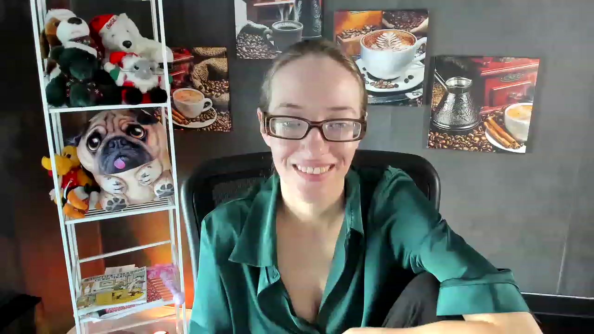 Gallery image thumbnail from DocDropBear's myfreecams stream on, 01/10/2023, 18:16 image 17 of 20