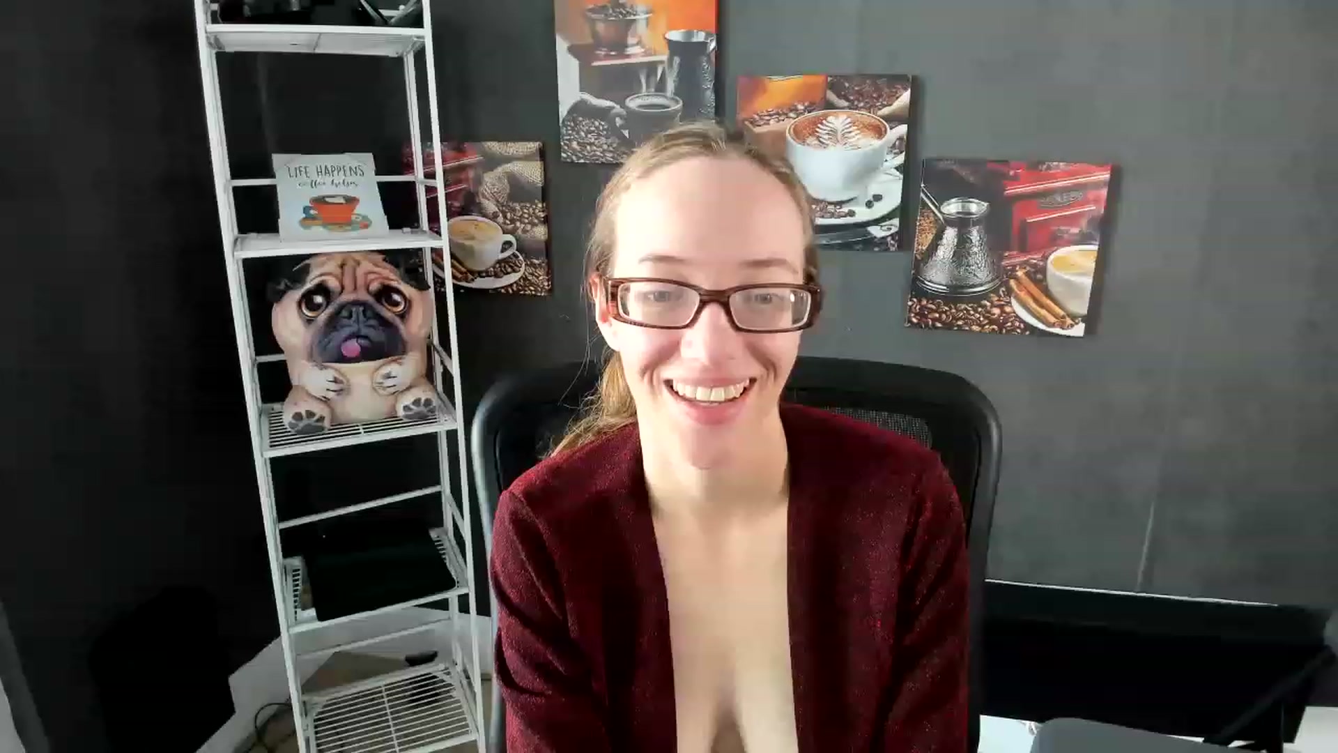 Gallery image thumbnail from DocDropBear's myfreecams stream on, 01/19/2023, 16:51 image 15 of 20