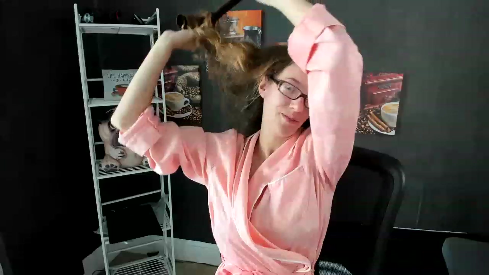 Gallery image thumbnail from DocDropBear's myfreecams stream on, 01/20/2023, 15:42 image 6 of 20
