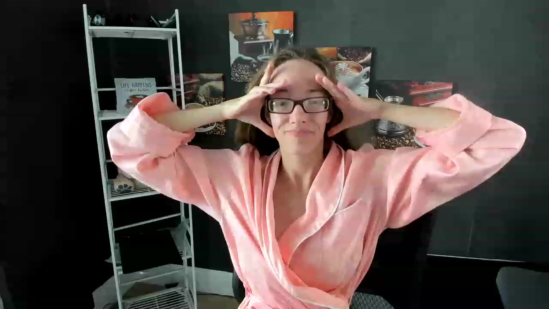 Gallery image thumbnail from DocDropBear's myfreecams stream on, 01/20/2023, 15:42 image 7 of 20