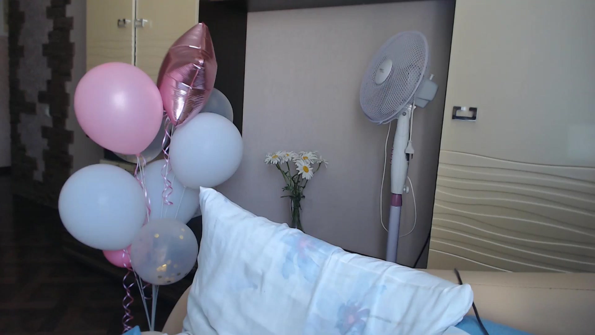 Gallery image thumbnail from DoctorJem's myfreecams stream on, 07/25/2024, 07:27 image 10 of 20