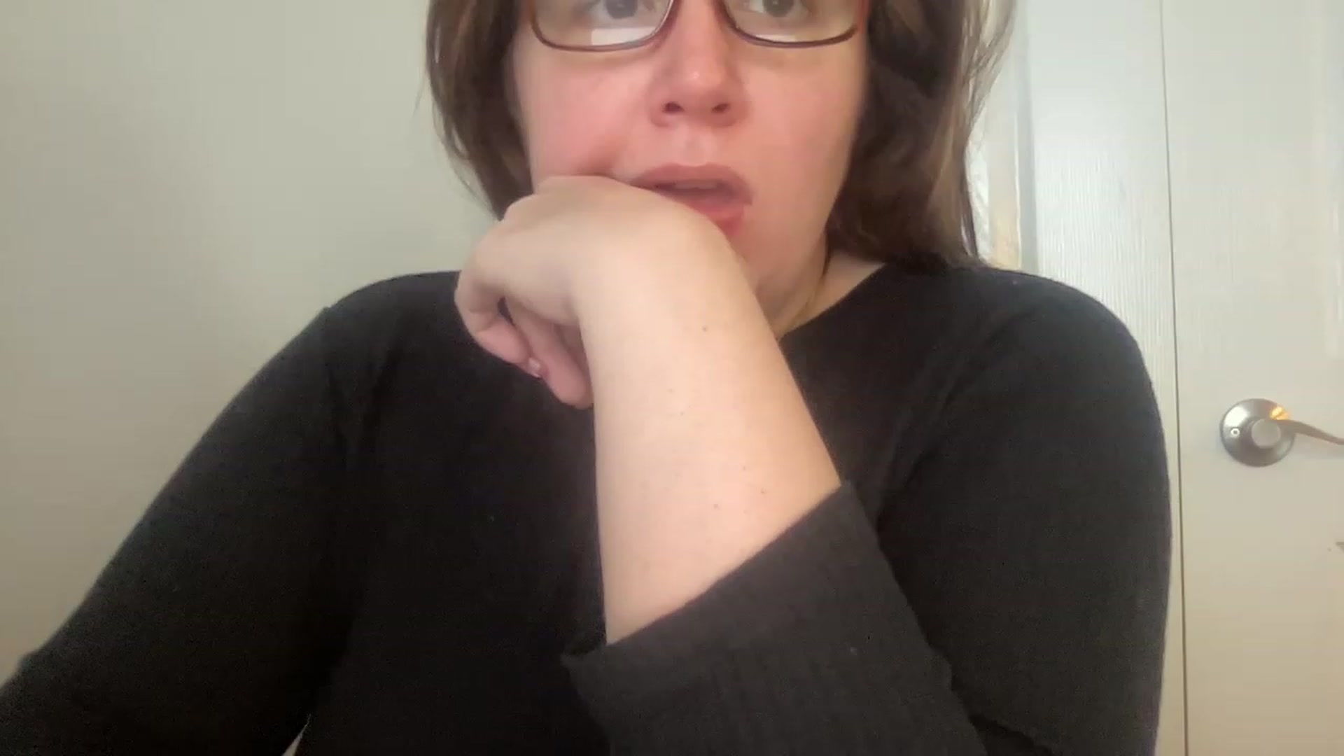 Gallery image thumbnail from DoctorLuna's myfreecams stream on, 03/02/2023, 15:56 image 10 of 20