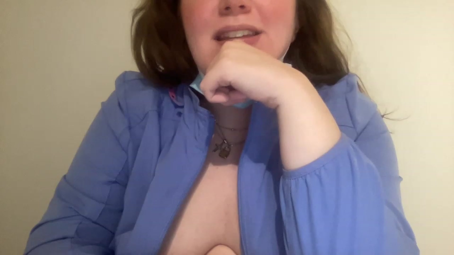 Gallery image thumbnail from DoctorLuna's myfreecams stream on, 03/10/2023, 02:49 image 10 of 20