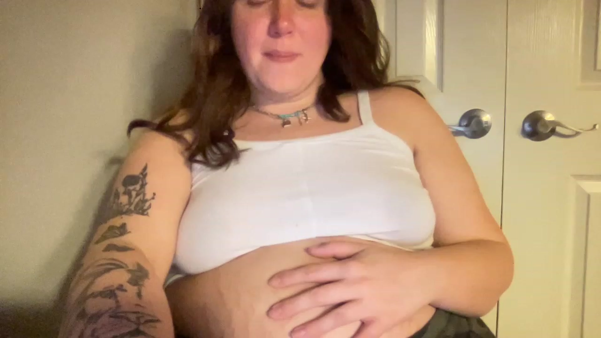 Gallery image thumbnail from DoctorLuna's myfreecams stream on, 03/13/2023, 03:58 image 7 of 20