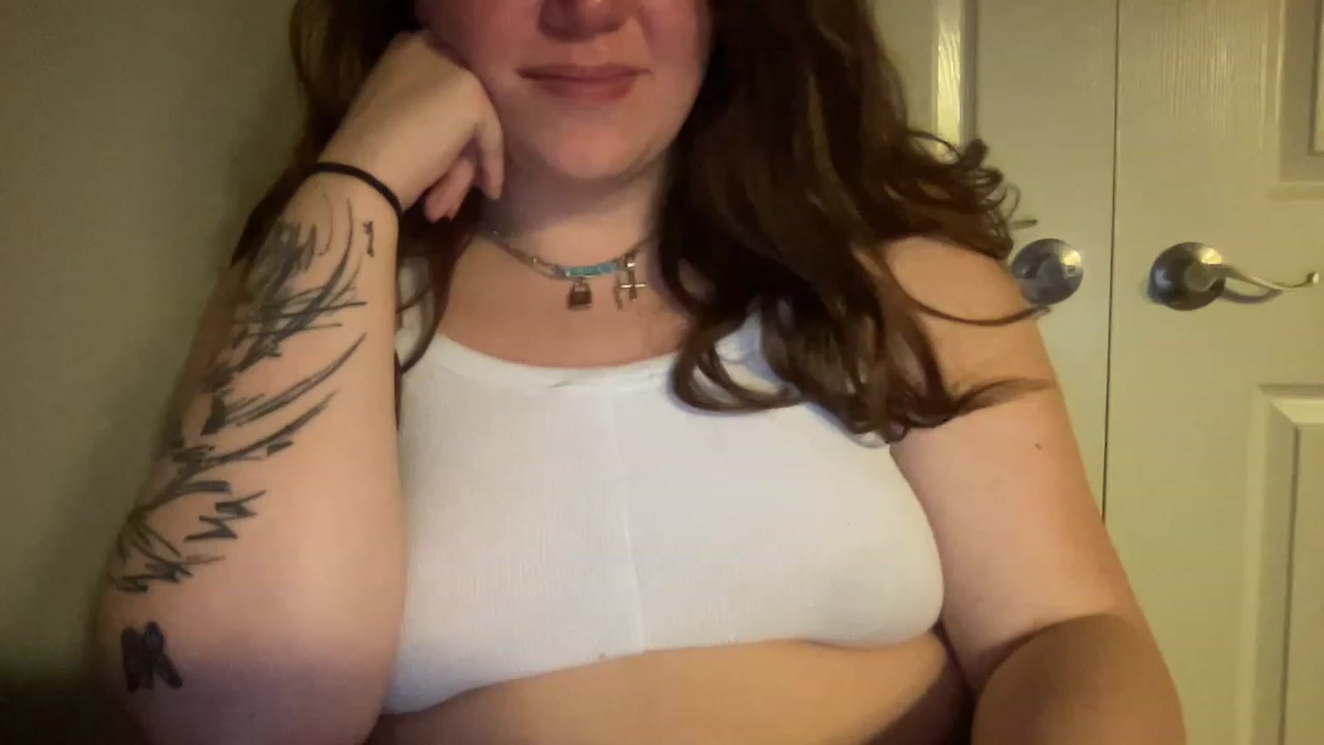 Gallery image thumbnail from DoctorLuna's myfreecams stream on, 03/13/2023, 03:58 image 2 of 20